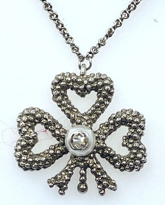 Gucci Aureco Sterling Silver Pearl Clover Pendant & Necklace image 1