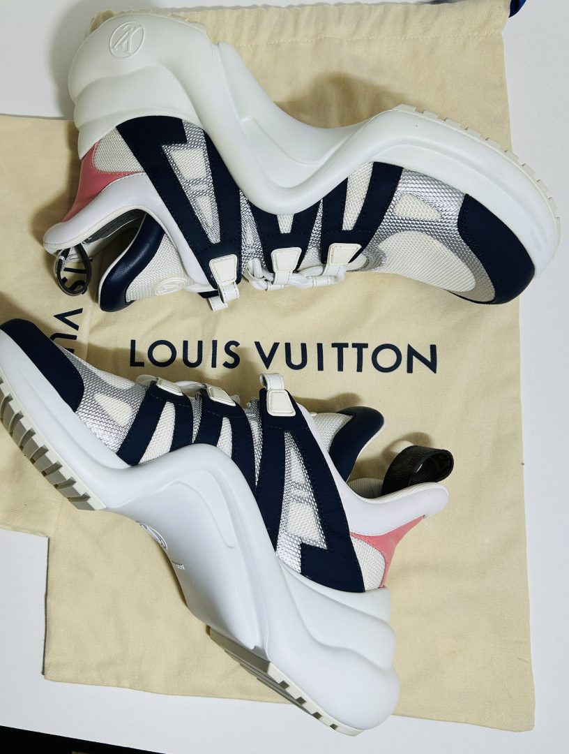 Louis Vuitton Archlight Sneakers – White/Navy/Pink image 5