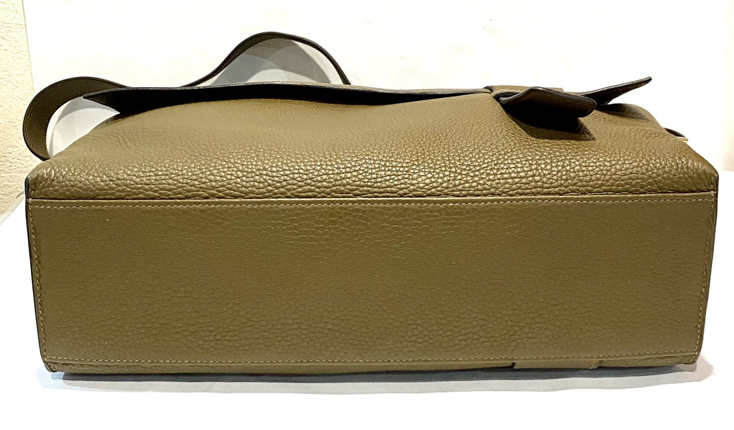 Hermes Clemence Alfred 35 Messenger Bag image 11
