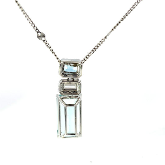 18ct White Gold 8.10ct Aquamarine & 0.53ct Diamond Pendant with Fancy Curb Link Chain Necklet image 1