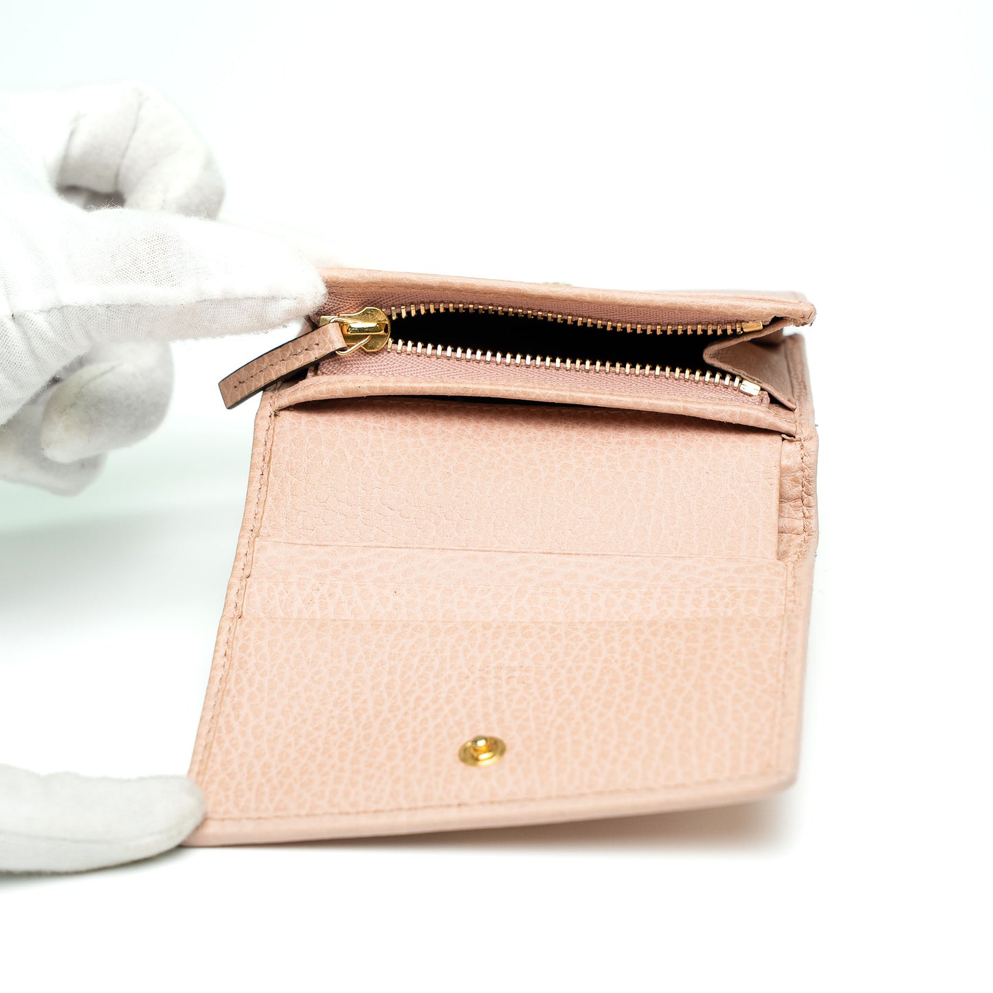 Gucci GG Pebbled Leather Nude Pink Bifold Wallet