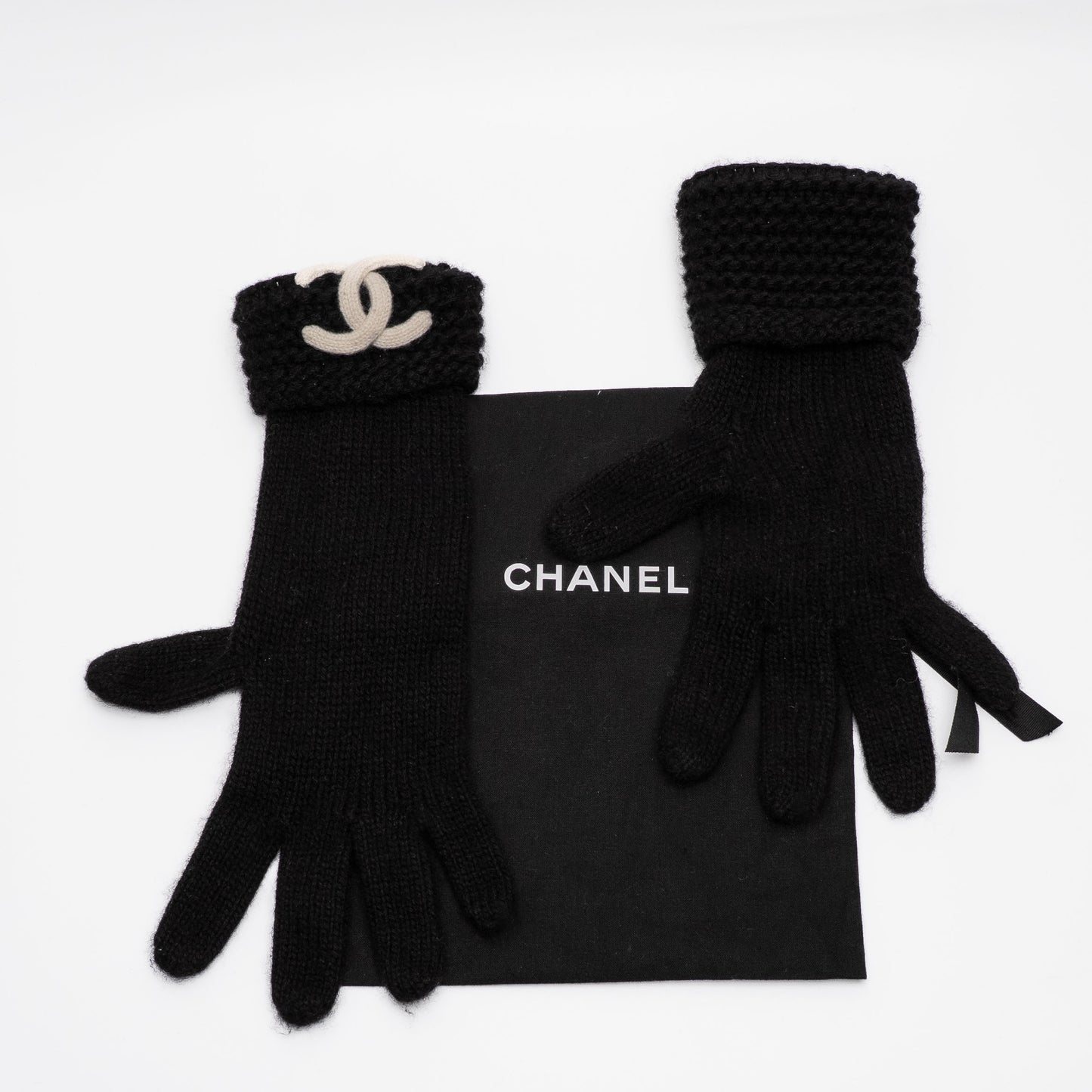Chanel Coco Mark Black Knit Gloves