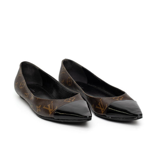 Louis Vuitton Monogram Patent Cap Toe Flats