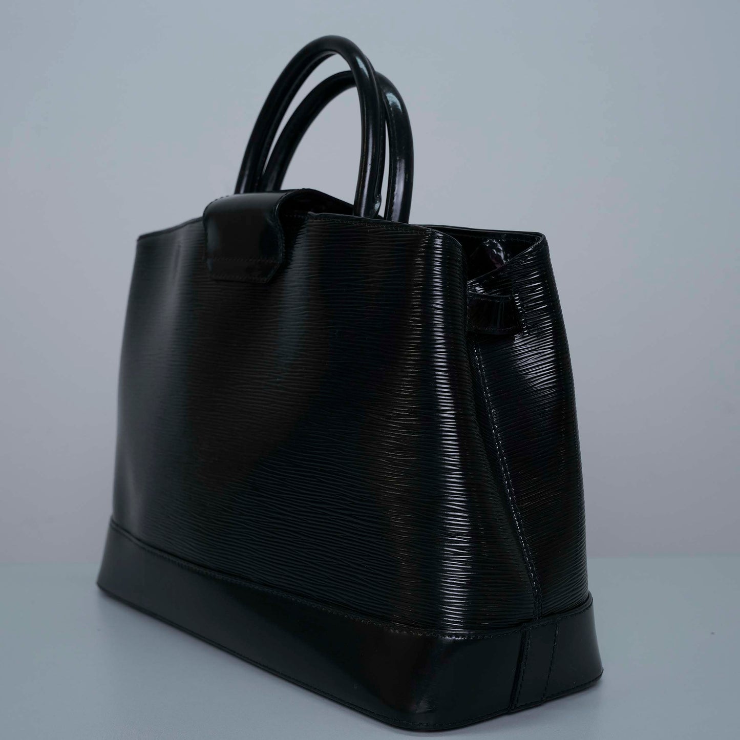 Louis Vuitton Mirabeau PM Bag