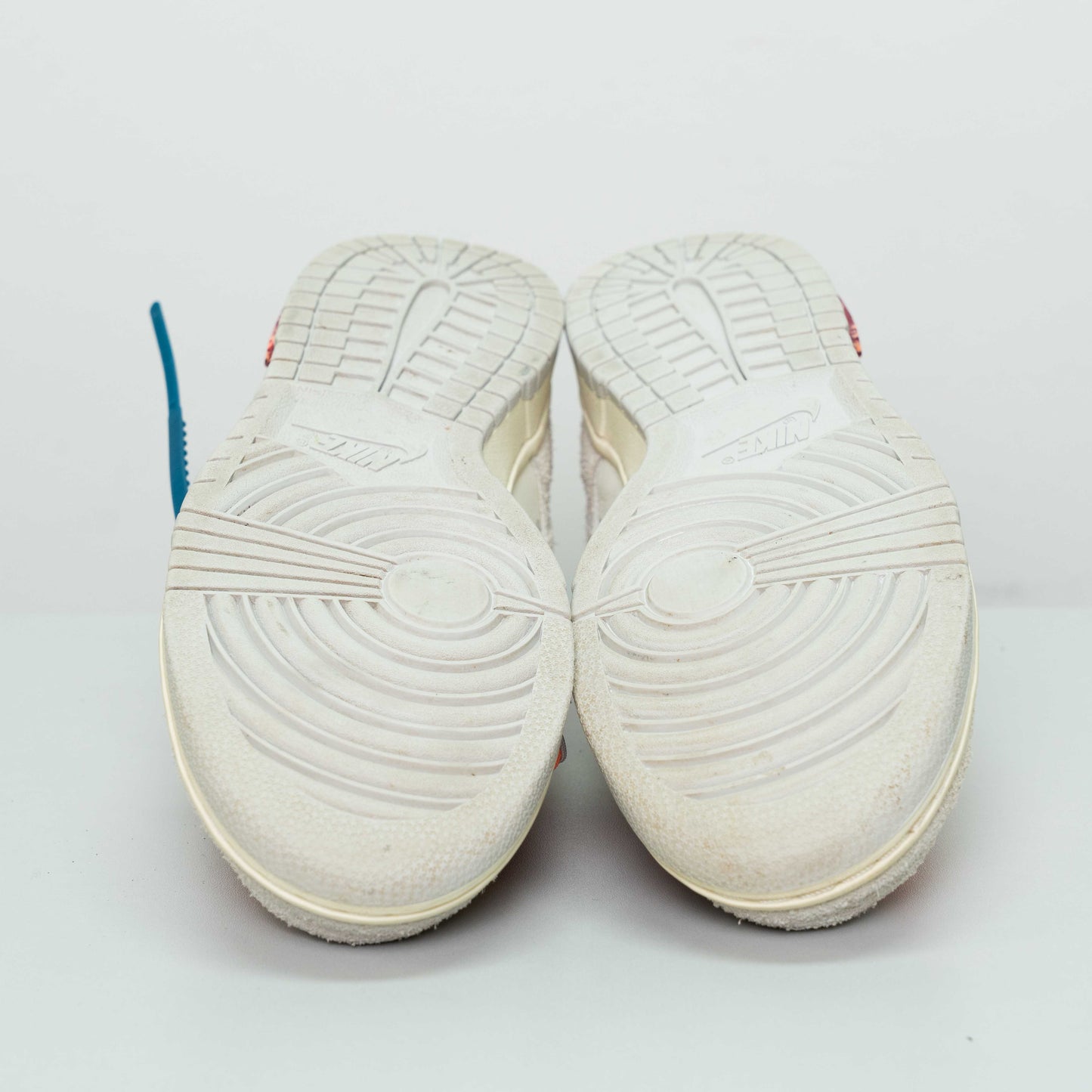 Nike Dunk Low Off-White Lot 19