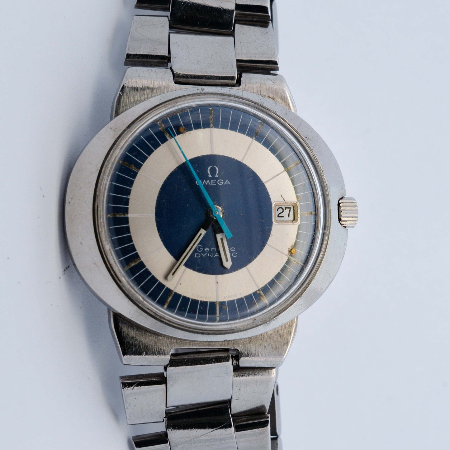Omega Genève Dynamic Automatic Blue Bullseye Vintage 1970s Watch