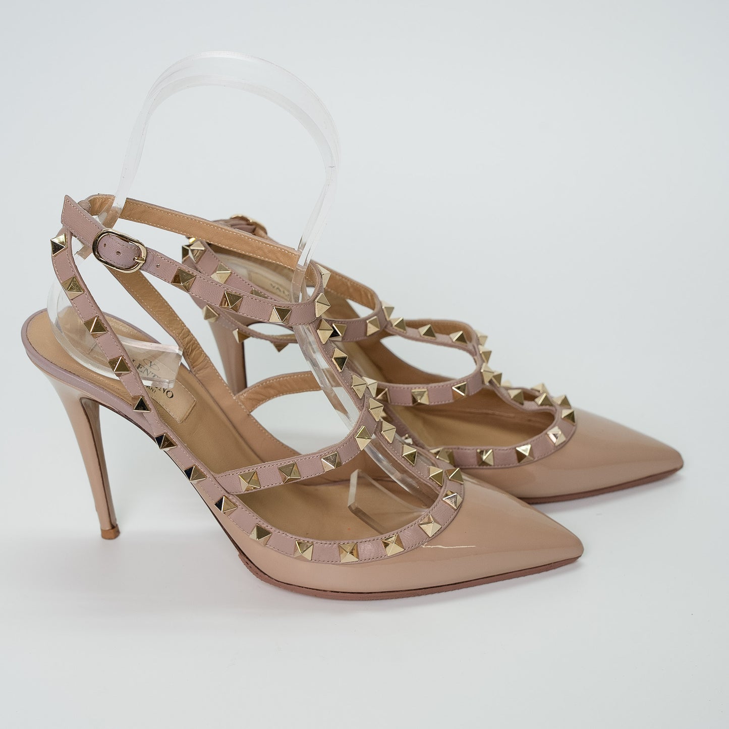Valentino Garavani Rockstud Pumps Nude Patent