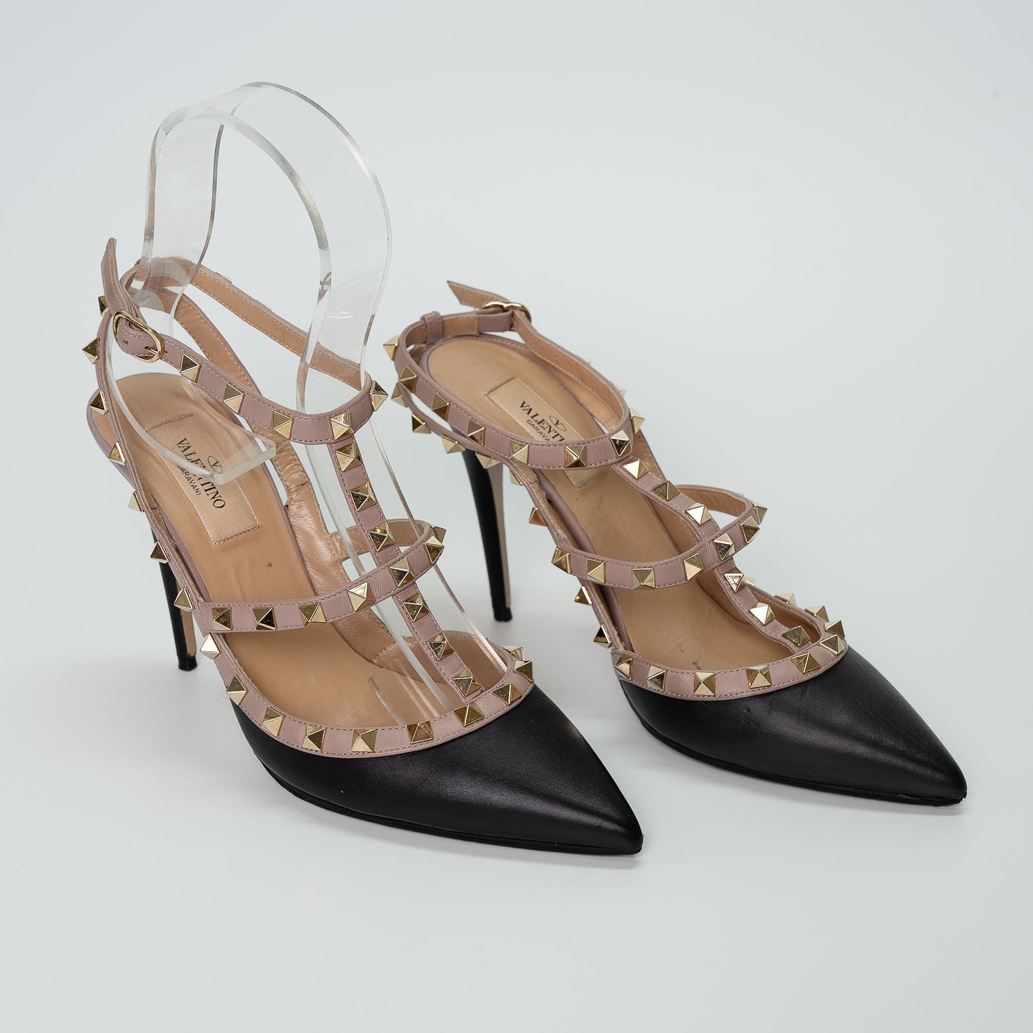 Valentino Garavani Rockstud Caged Pump Black & Poudre Leather