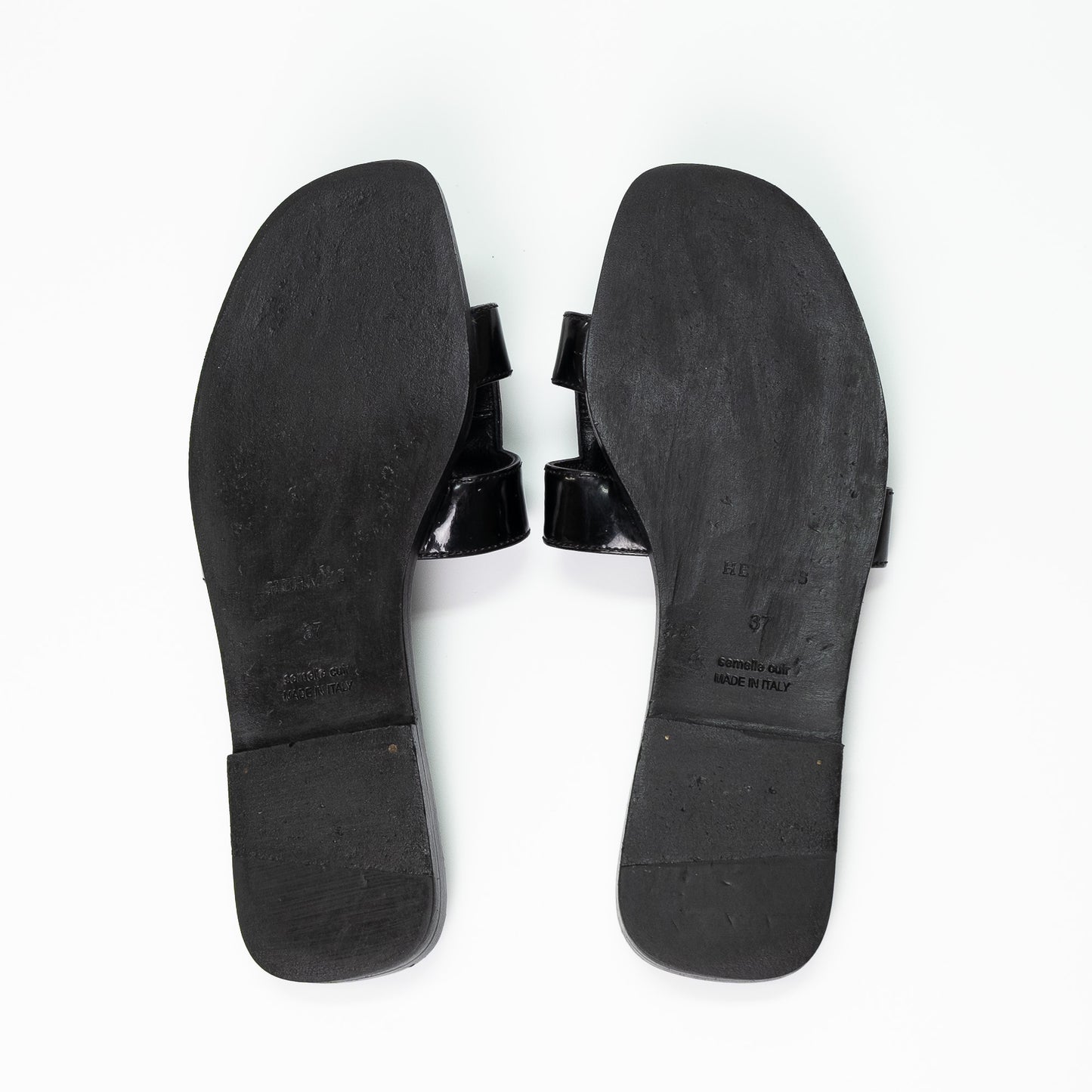 Hermès Black Patent Leather Oran Sandals