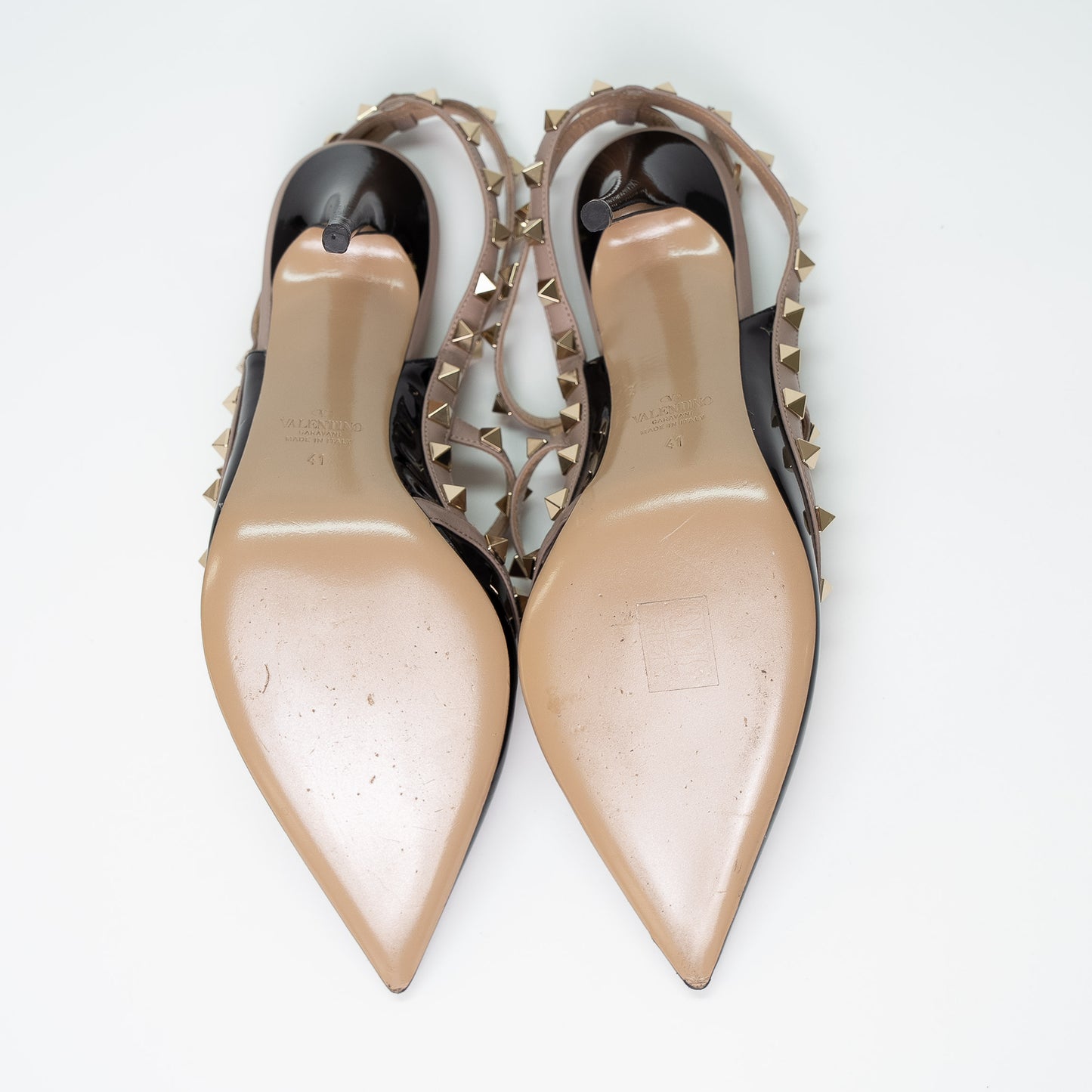 Valentino Garavani Rockstud Black & Poudre Pumps Shoes