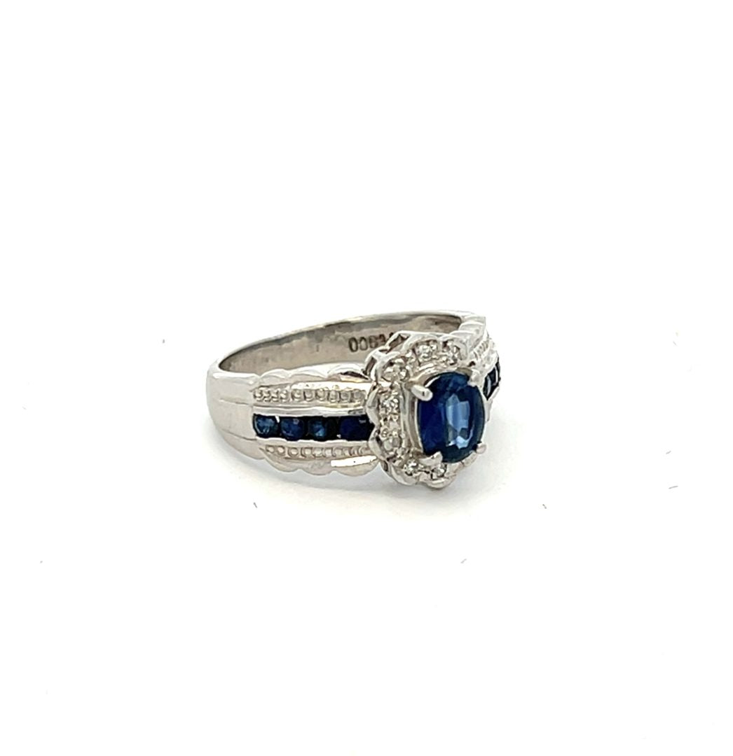Platinum 0.77ct Ceylon-Type Blue Sapphire & Diamond Cluster Ring image 2