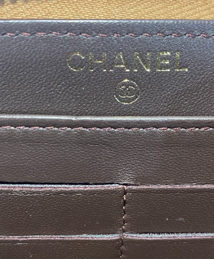 Chanel Brown Quilted Trendy Zip Around Wallet image 4