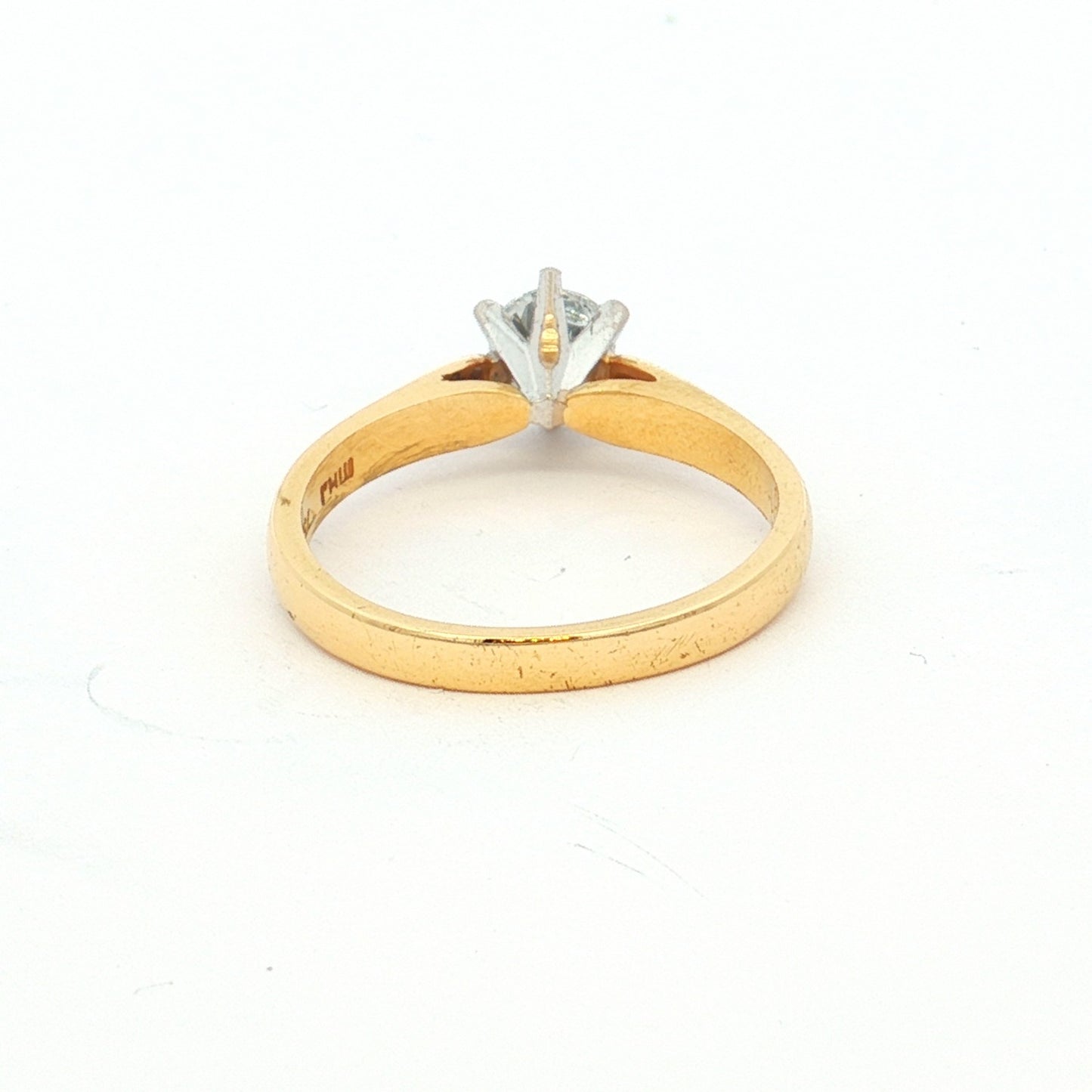 Yellow Gold Round Brilliant Diamond Solitaire  Ring