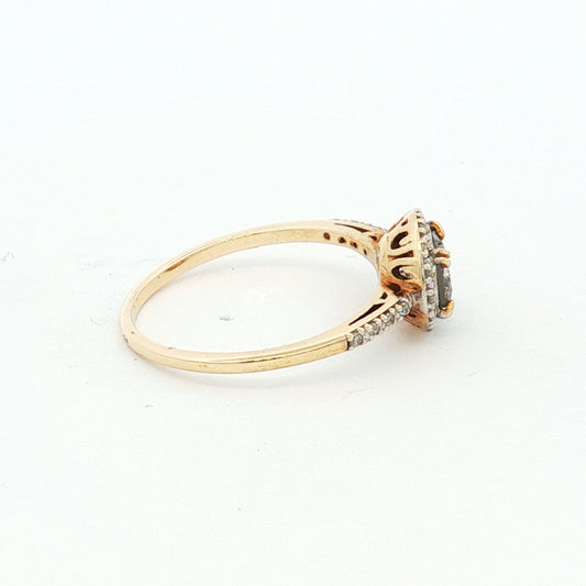 Yellow Gold Round Diamond Cluster Ring