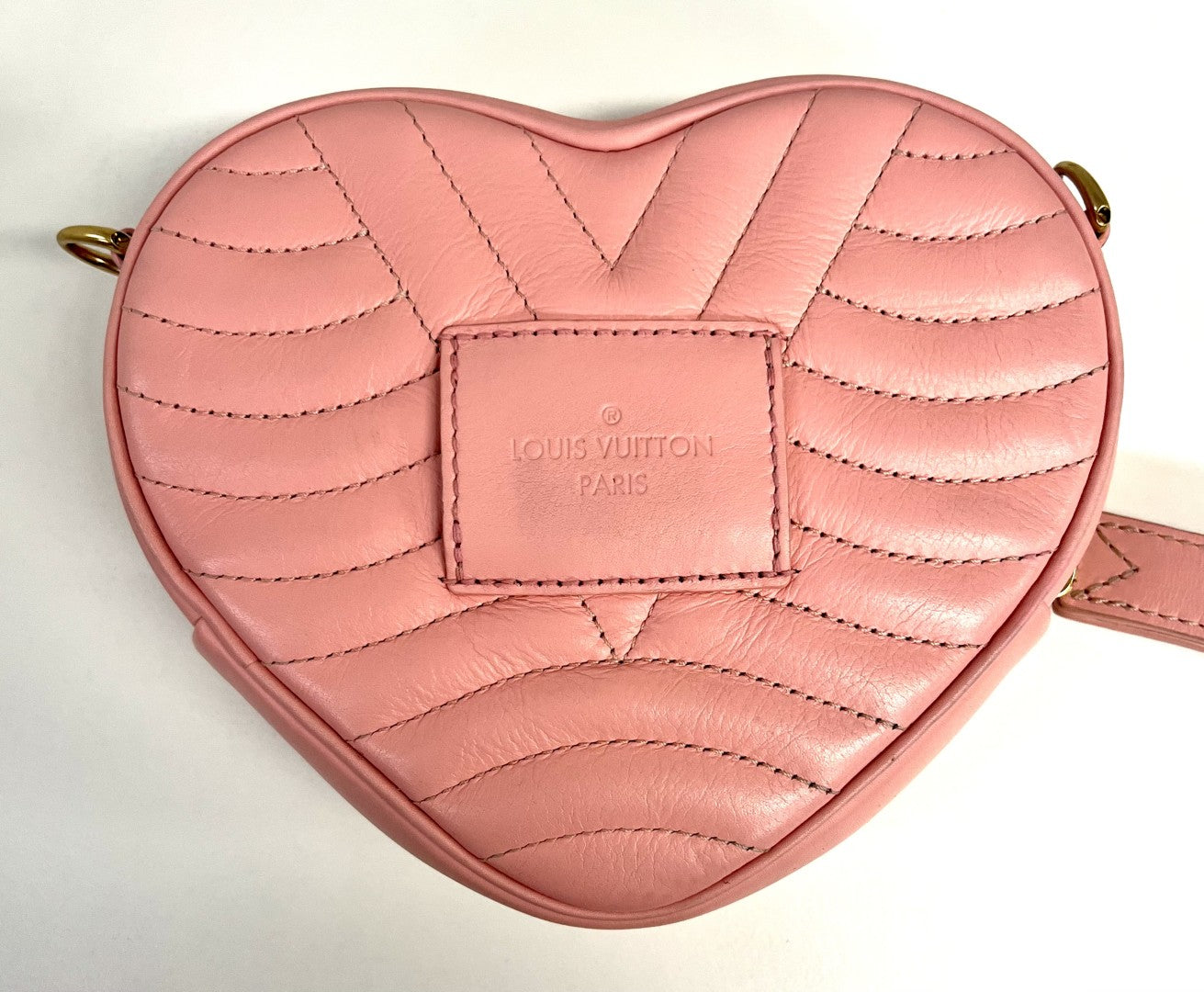 Louis Vuitton Ellipse New Wave Heart Handbag image 2