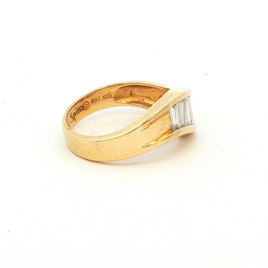 Yellow Gold 6-Stone Diamond Ring