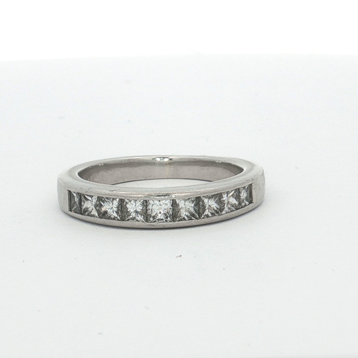 Platinum 0.97ct Princess Diamond Band