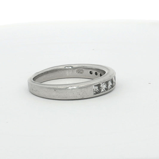 Platinum 0.97ct Princess Diamond Band