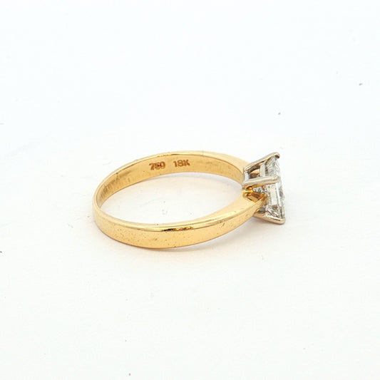Classic Princess Cut 1.00ct Diamond Ring in Yellow Gold