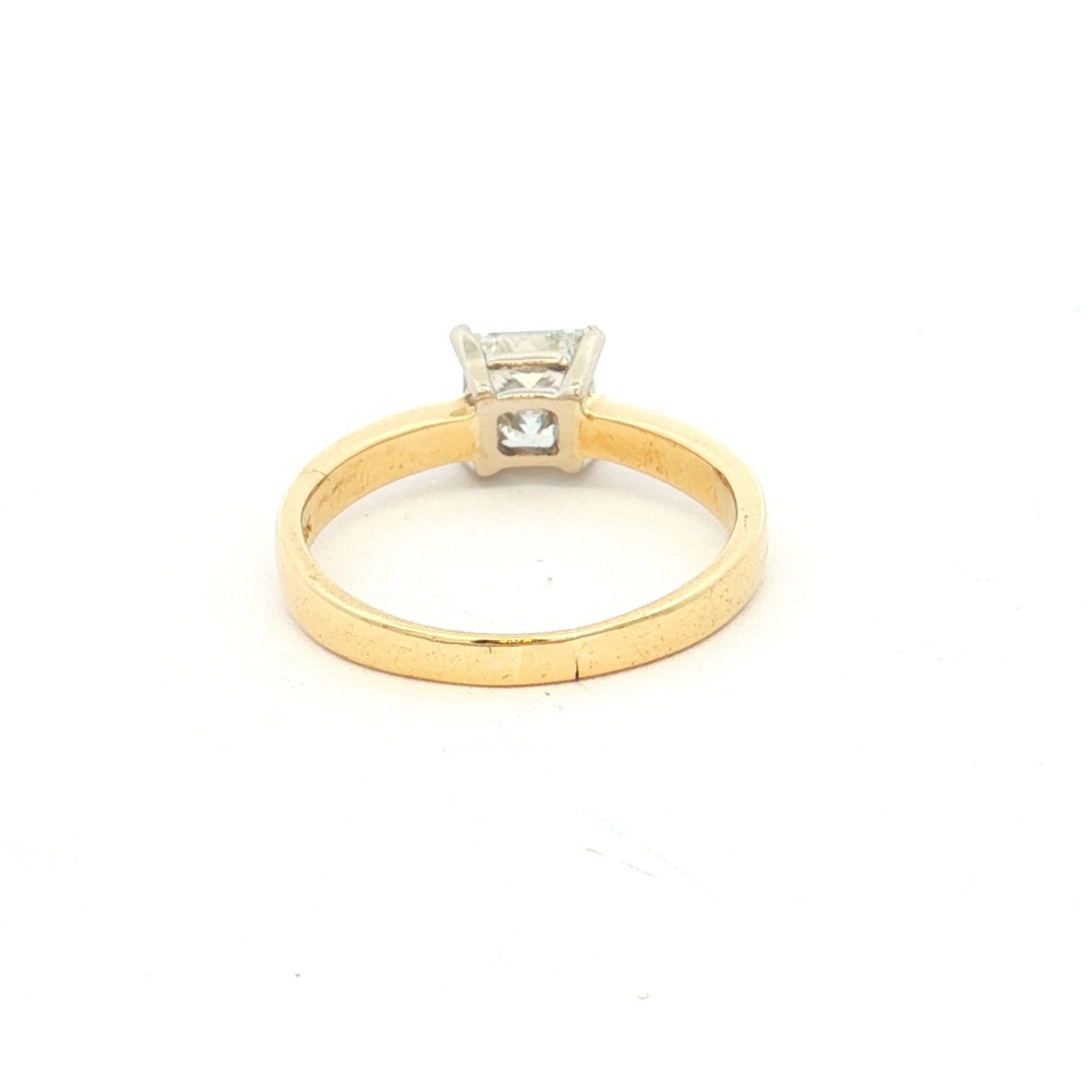 Classic Princess Cut 1.00ct Diamond Ring in Yellow Gold