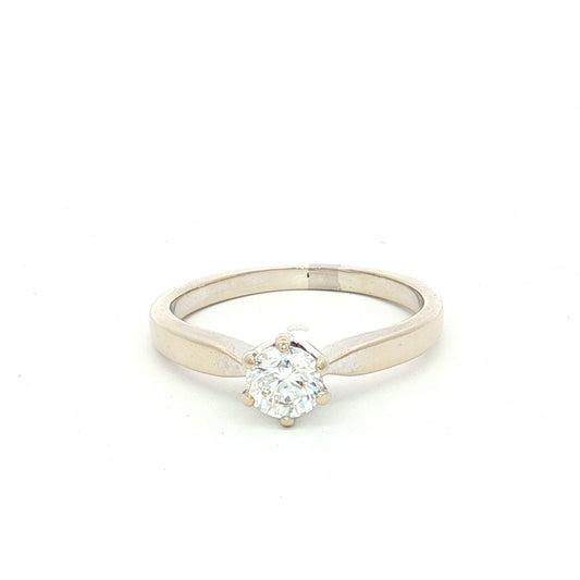 18ct White Gold Diamond Solitaire Ring