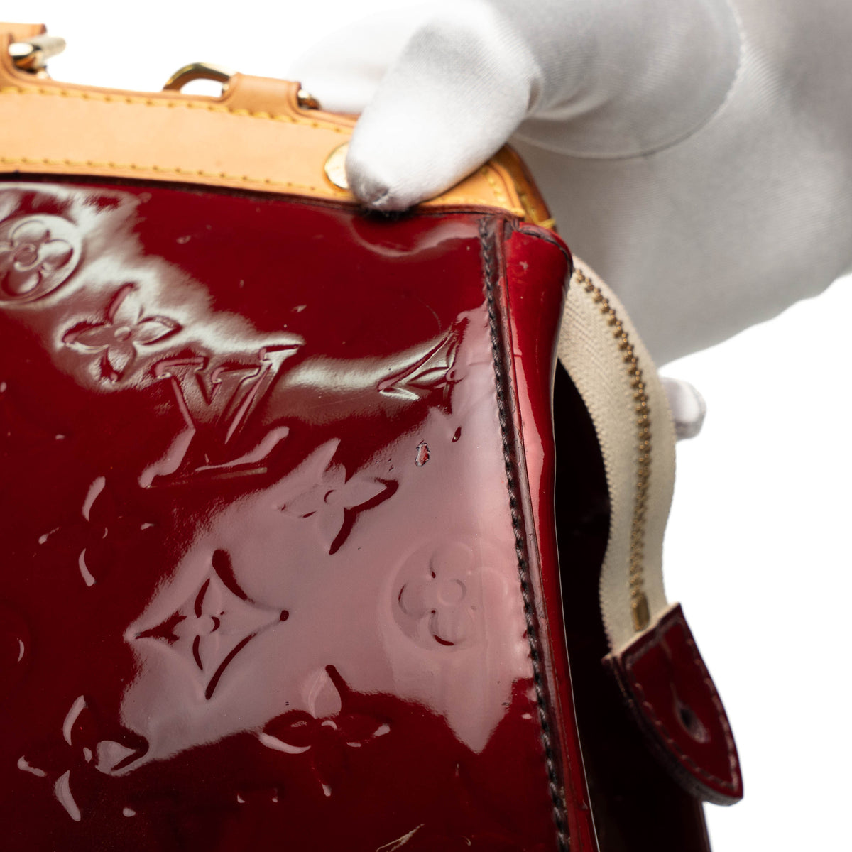 Louis Vuitton Brea MM Burgundy Vernis Bag