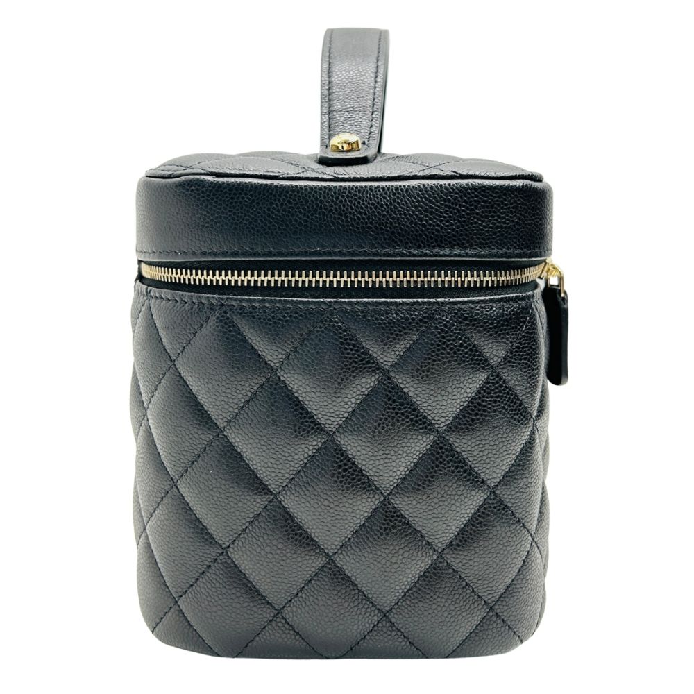 Chanel Quilted Vanity Case in Black Caviar Leather image 2
