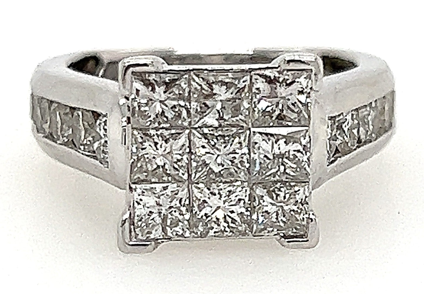14ct White Gold 2.25cts Diamond Ring image 0