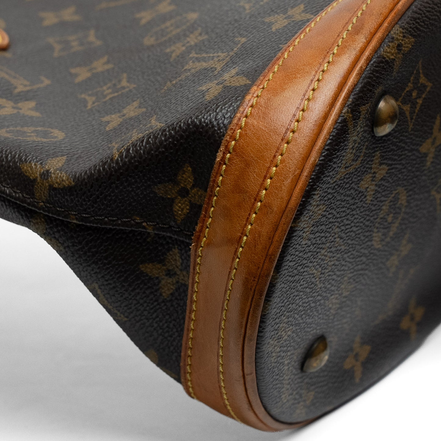 Louis Vuitton Petit Bucket Monogram Shoulder Bag