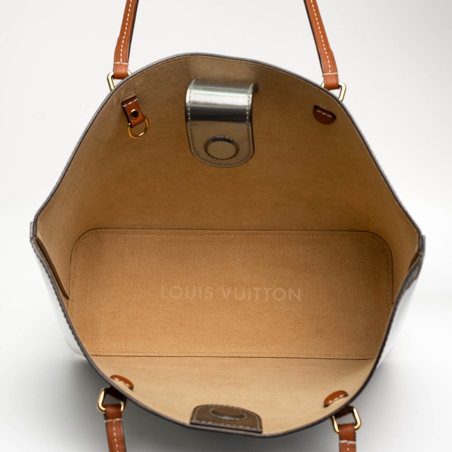 Louis Vuitton Vernis Long Beach PM Gris Métal Tote