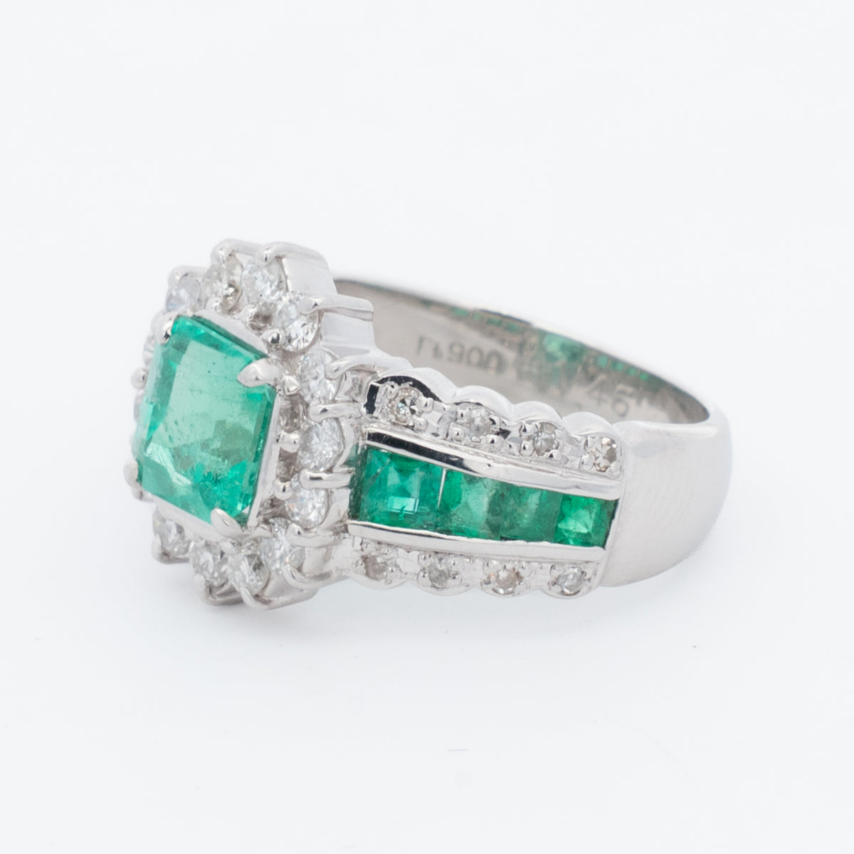 Platinum Colombian Emerald Diamond Cocktail Ring