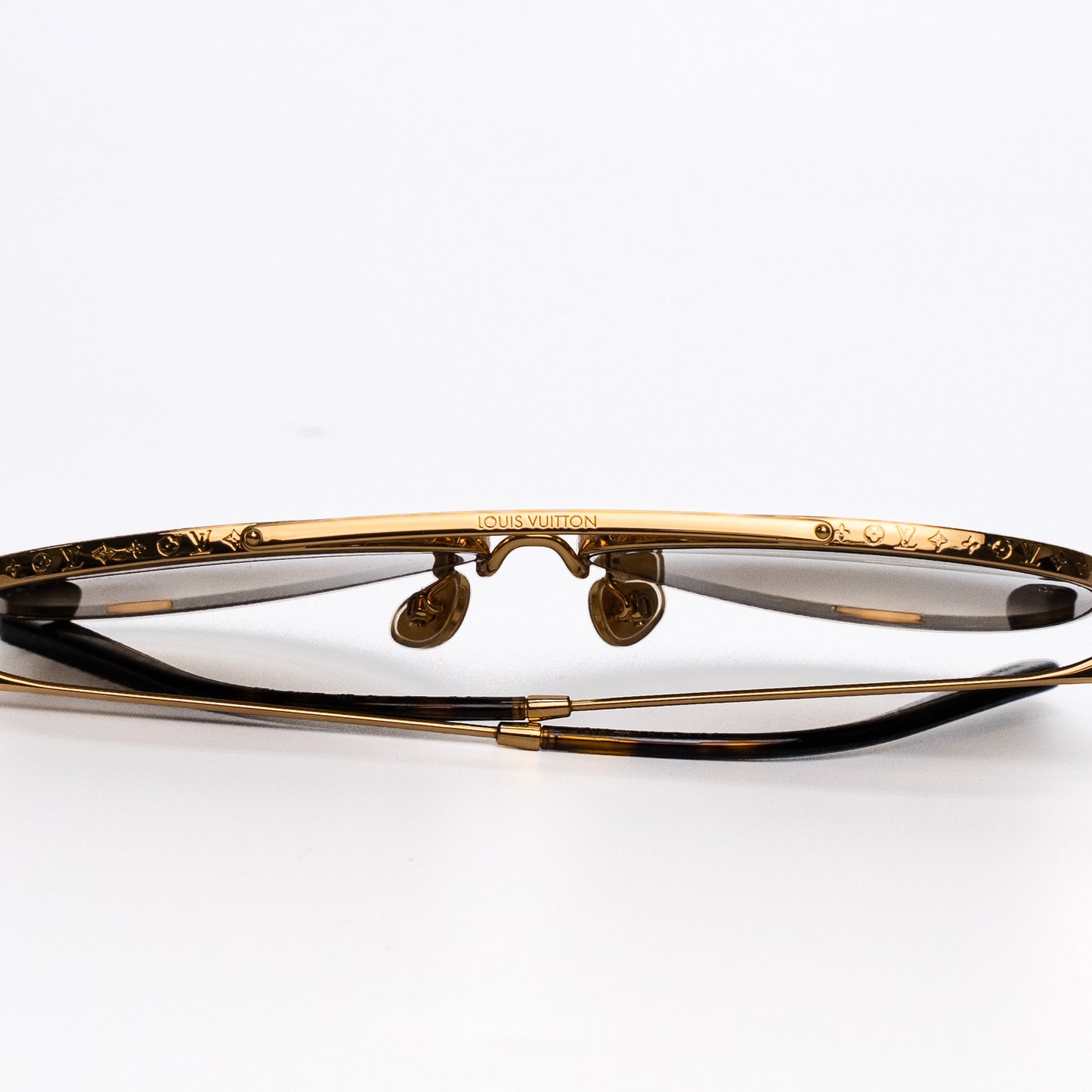 Louis Vuitton LV Pilot Gold Sunglasses