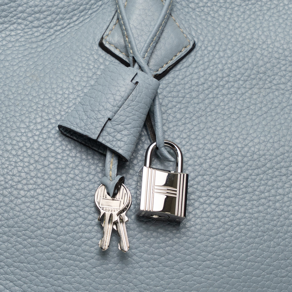 Hermes Victoria 35 Bleu Paradis Clemence Shoulder Bag