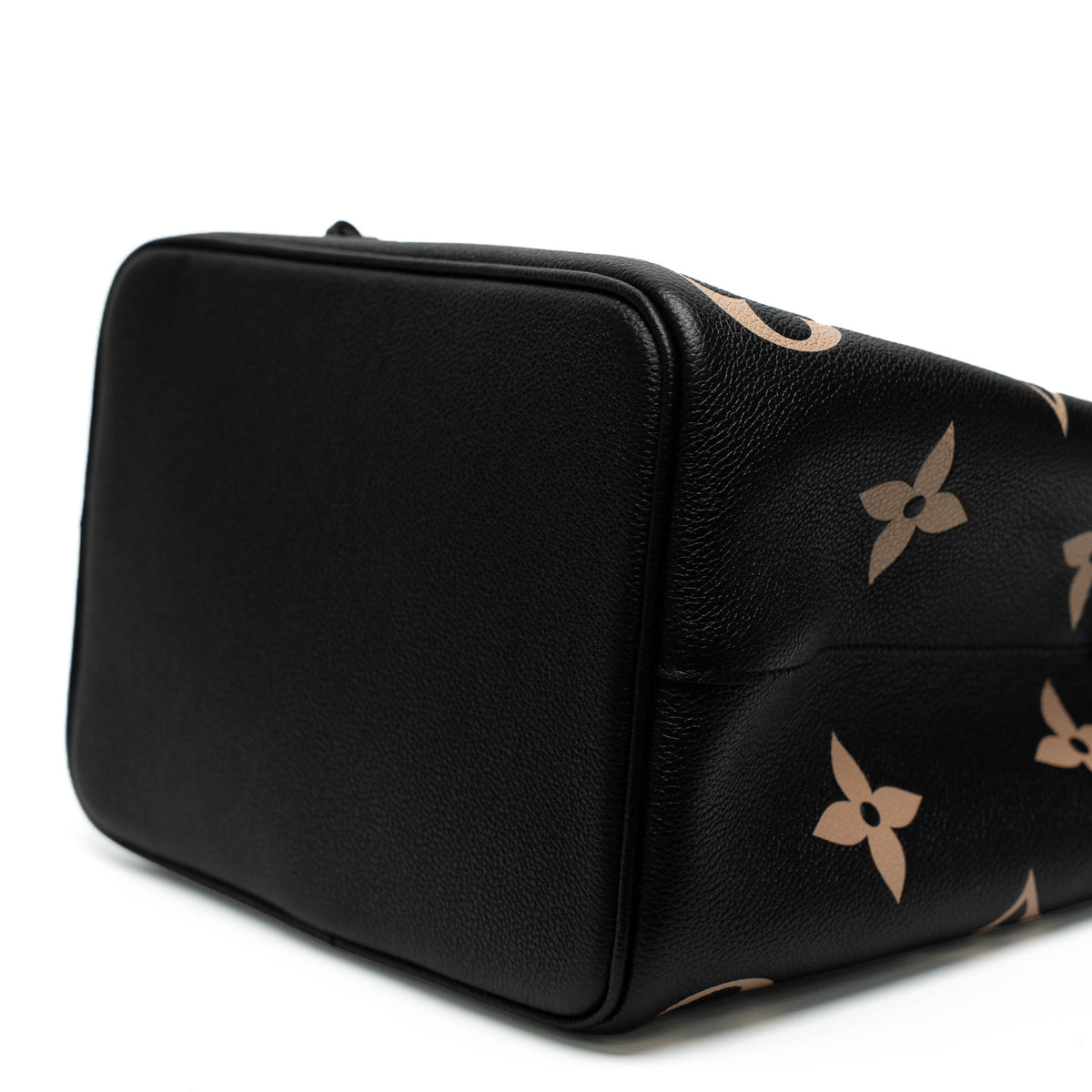 Louis Vuitton NeoNoe MM Black Monogram Empreinte Bag