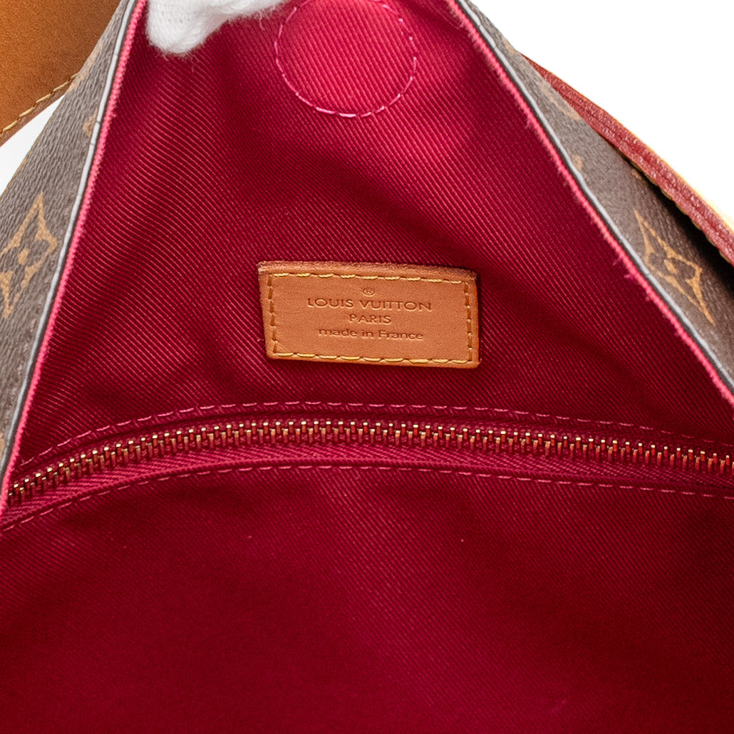 Louis Vuitton Graceful PM Monogram Hobo Bag