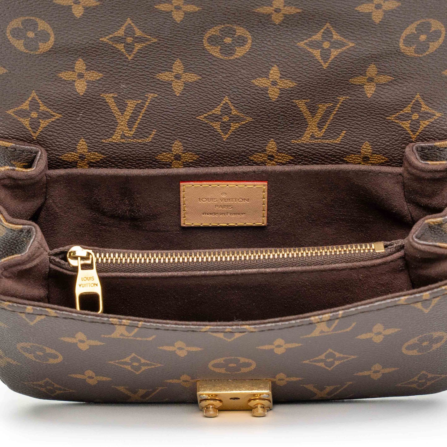 Louis Vuitton Pochette Métis East West Monogram Shoulder Bag