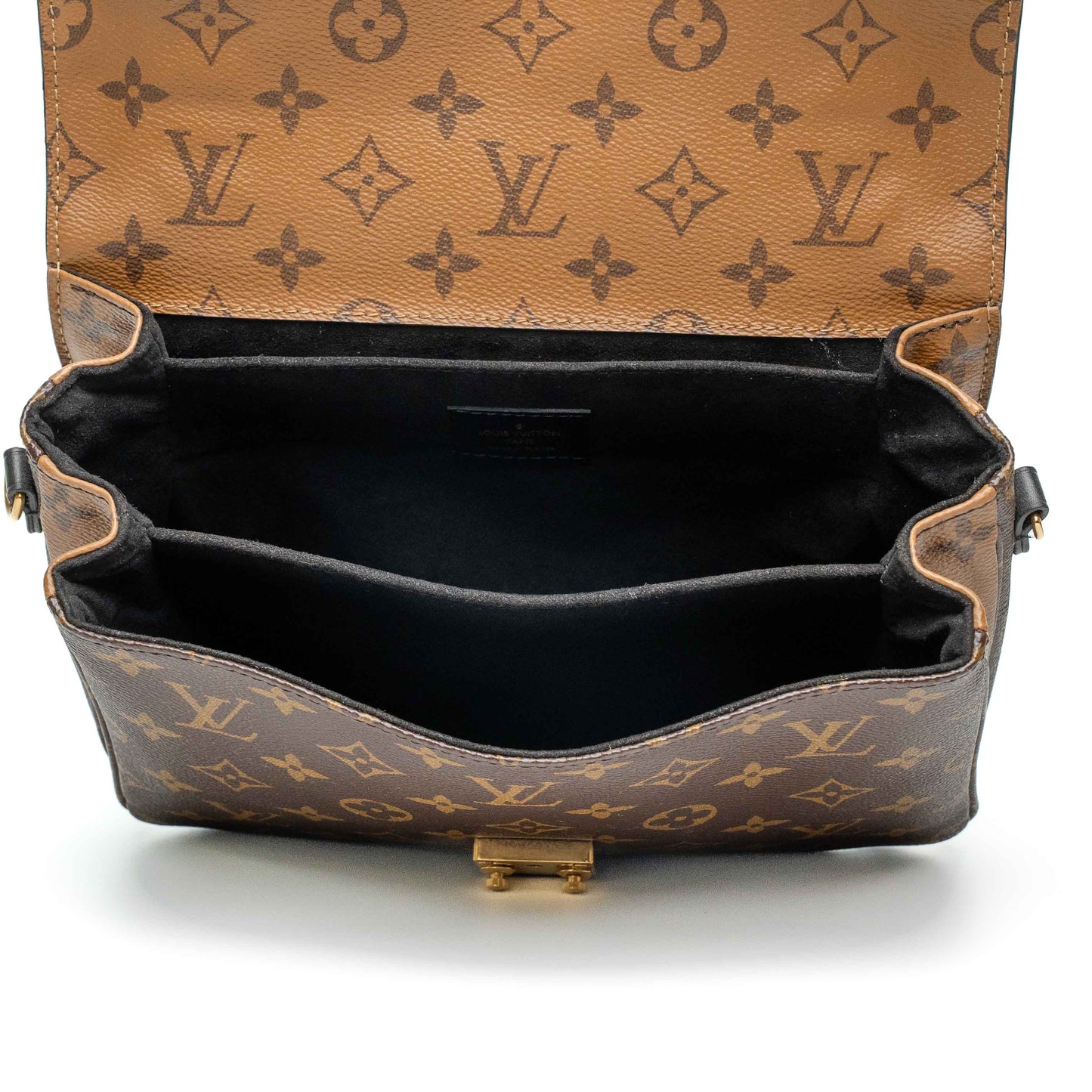 Louis Vuitton Pochette Métis Monogram Reverse