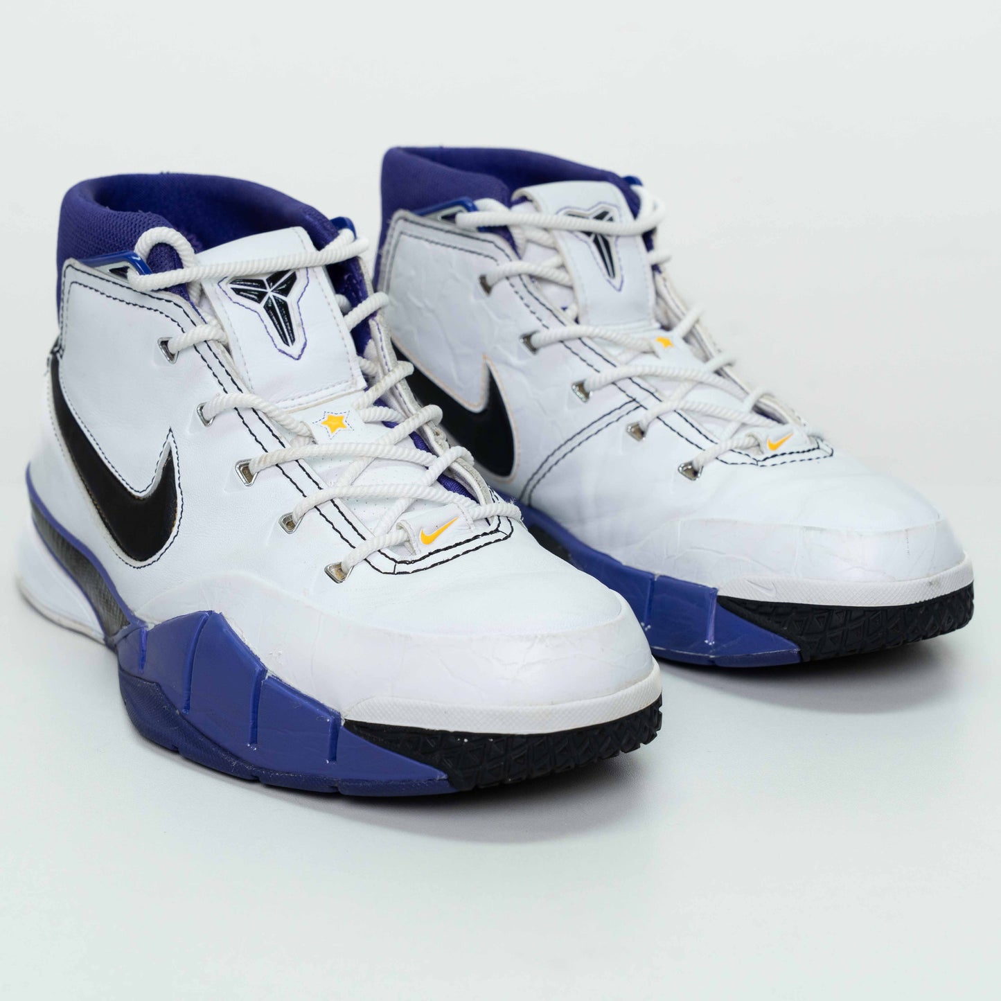 Nike Kobe 1 Proto Hi-Top Basketball Sneakers