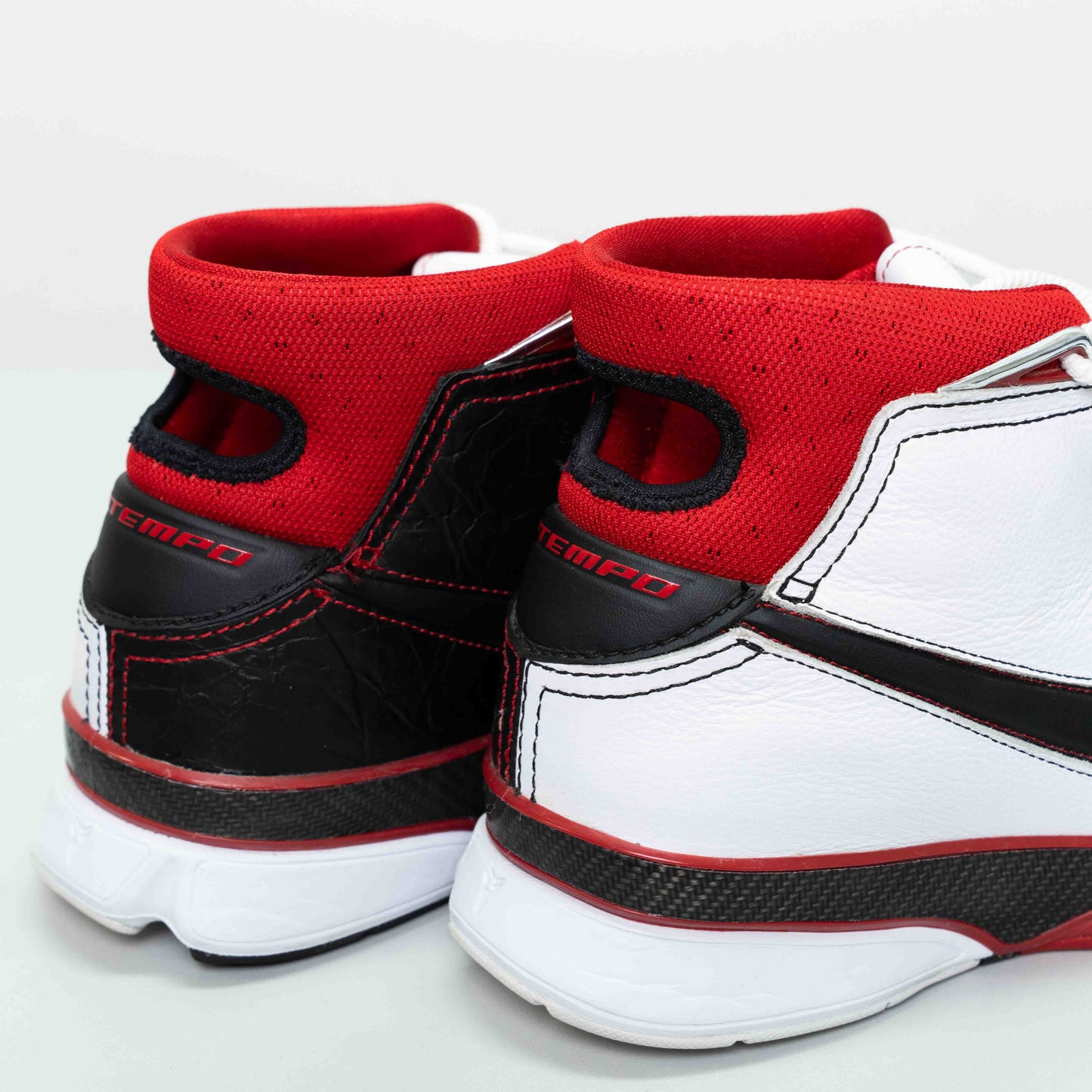 Nike Zoom Kobe 1 Proto Varsity Basketball Sneakers