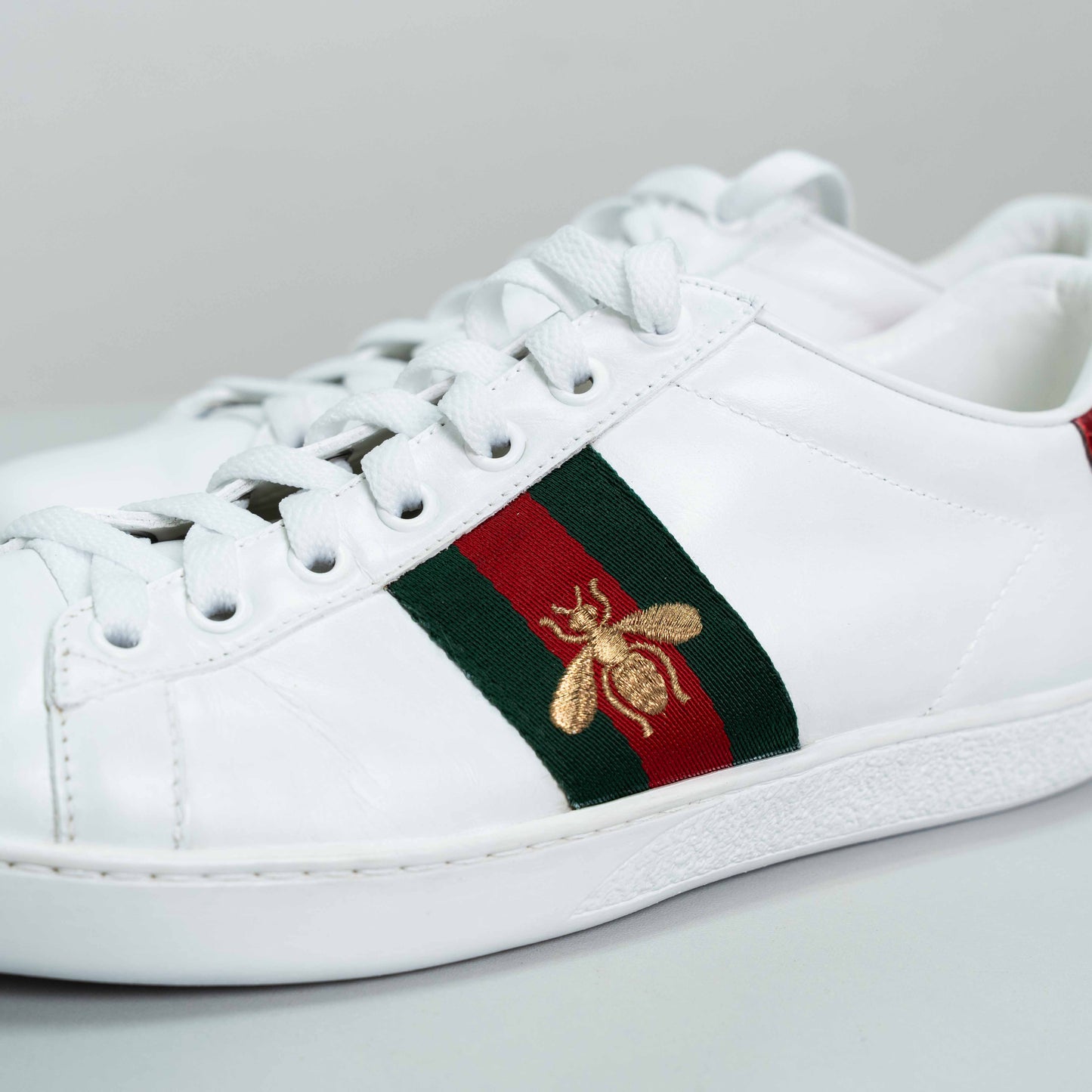 Gucci Low Top Ace Trainer with Bee White Sneakers