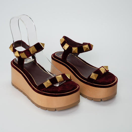 Valentino Garavani Burgundy Roman Stud Velvet Platform Sandals