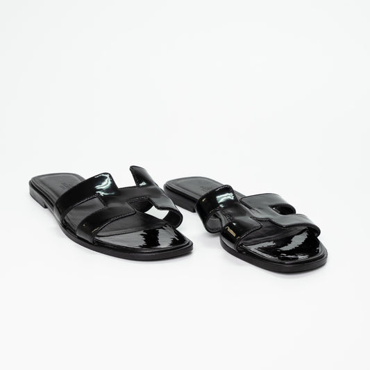 Hermès Black Patent Leather Oran Sandals