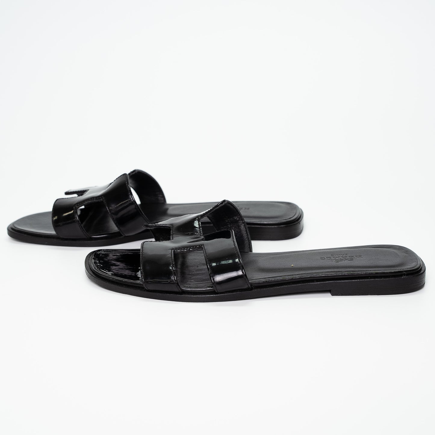 Hermès Black Patent Leather Oran Sandals