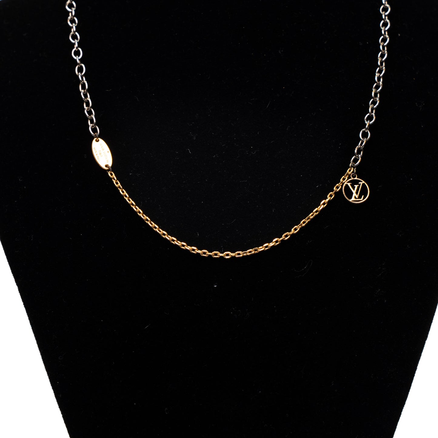 Louis Vuitton LV Circle Two-Tone Chain Necklace