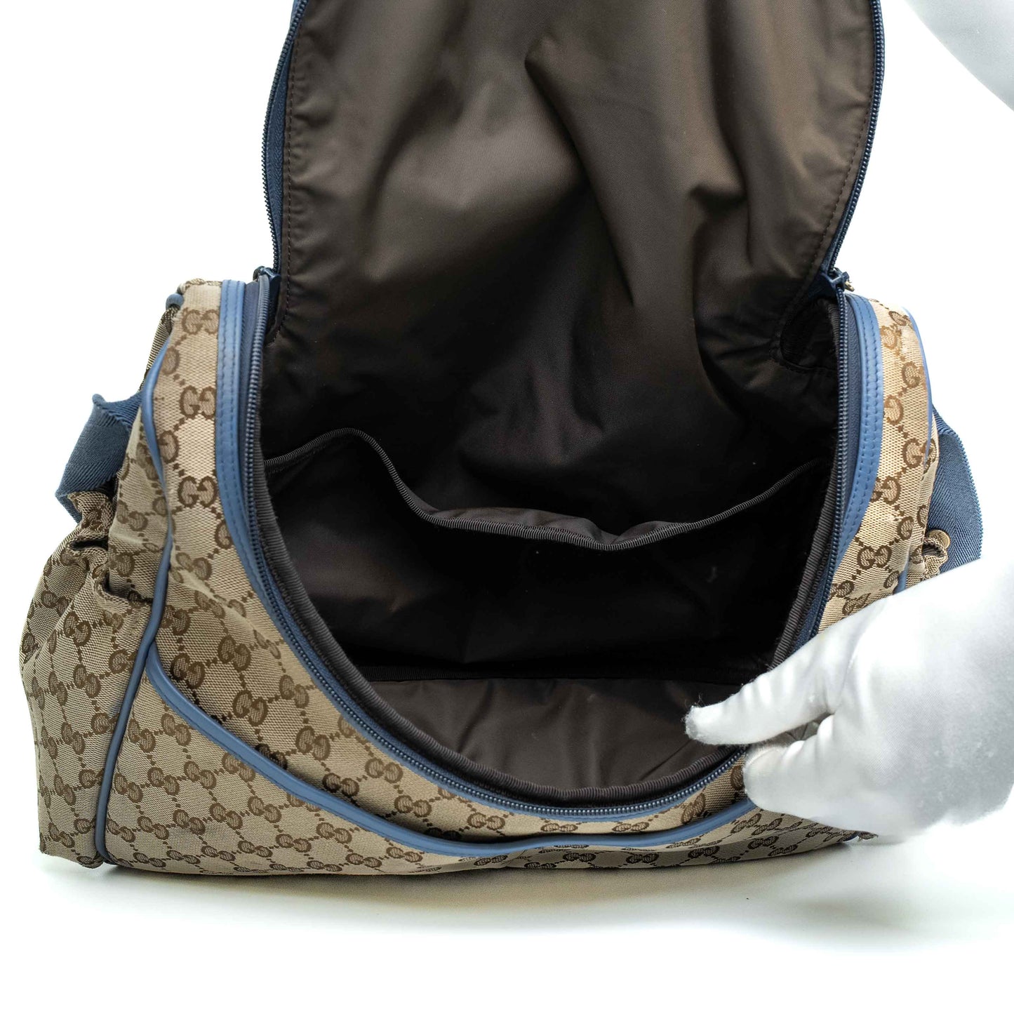 Gucci GG Supreme Diaper Shoulder Bag