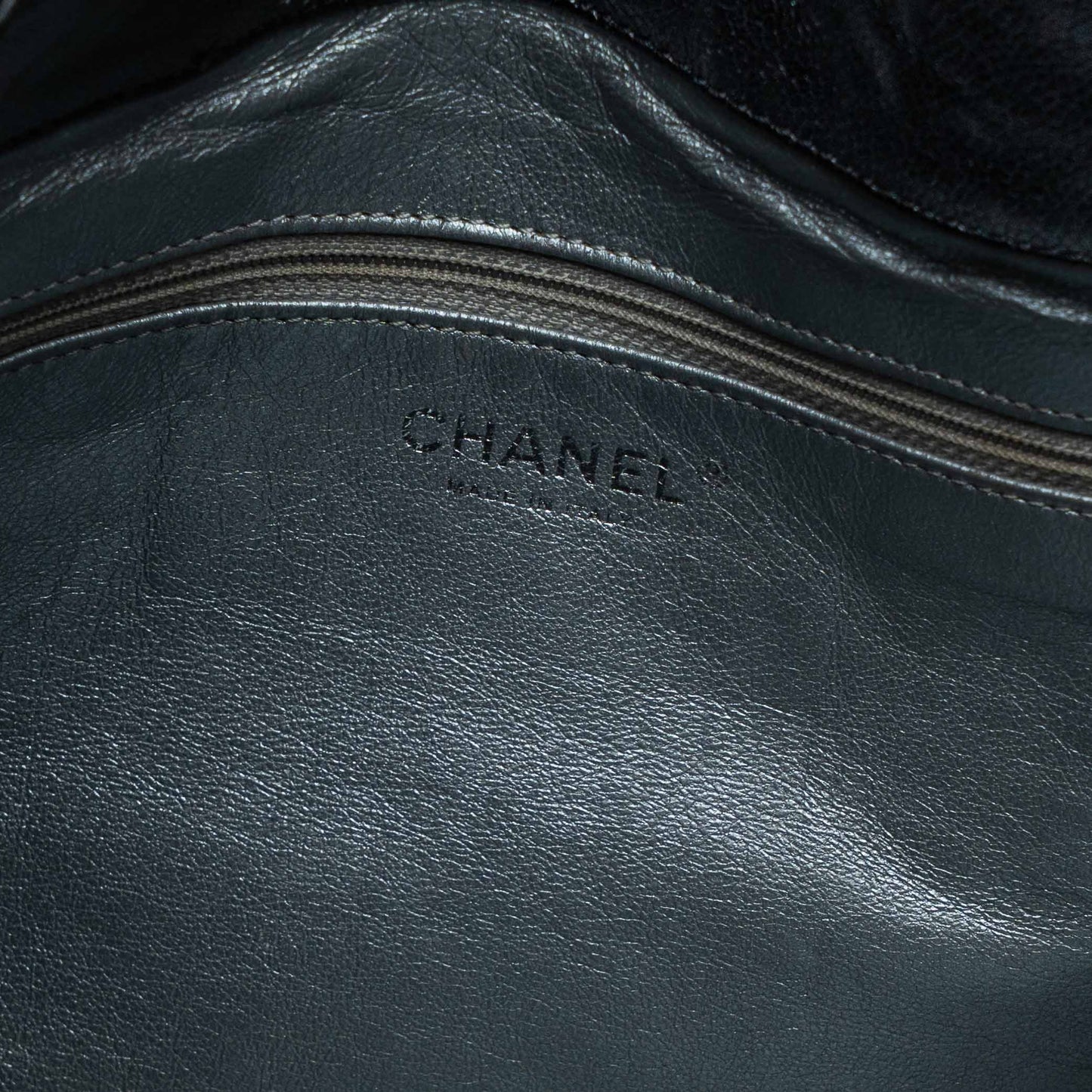 Chanel Black Glazed Caviar Modern Chain Tote