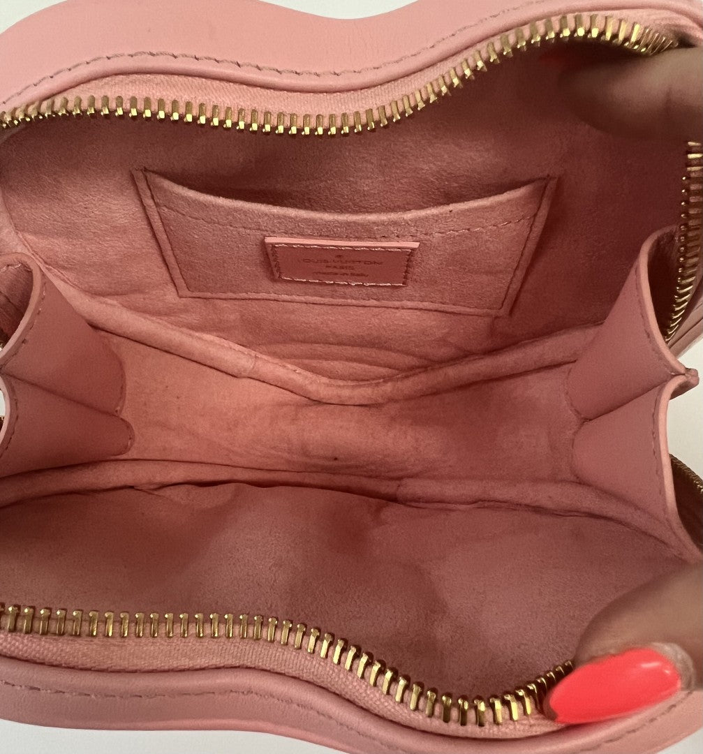 Louis Vuitton Ellipse New Wave Heart Handbag image 5
