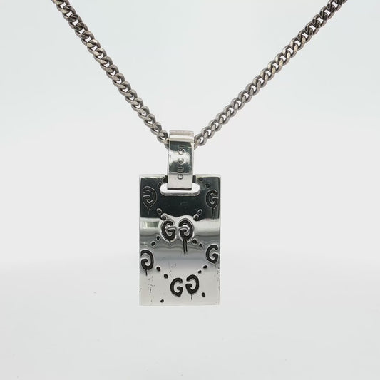 Gucci Trademark GG Engraved Silver Pendant Necklace