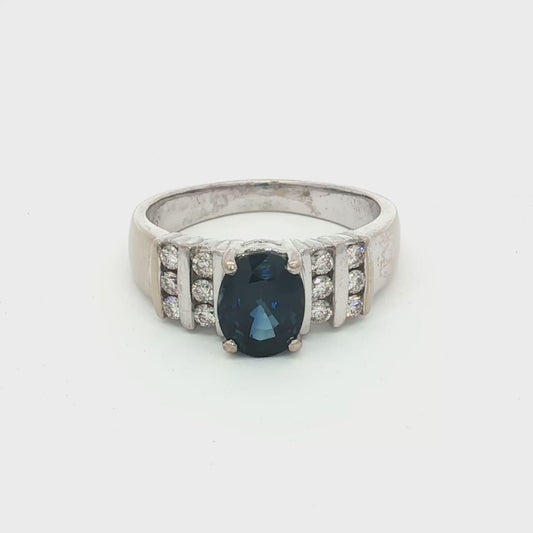 18ct White Gold Sapphire Diamond Ring